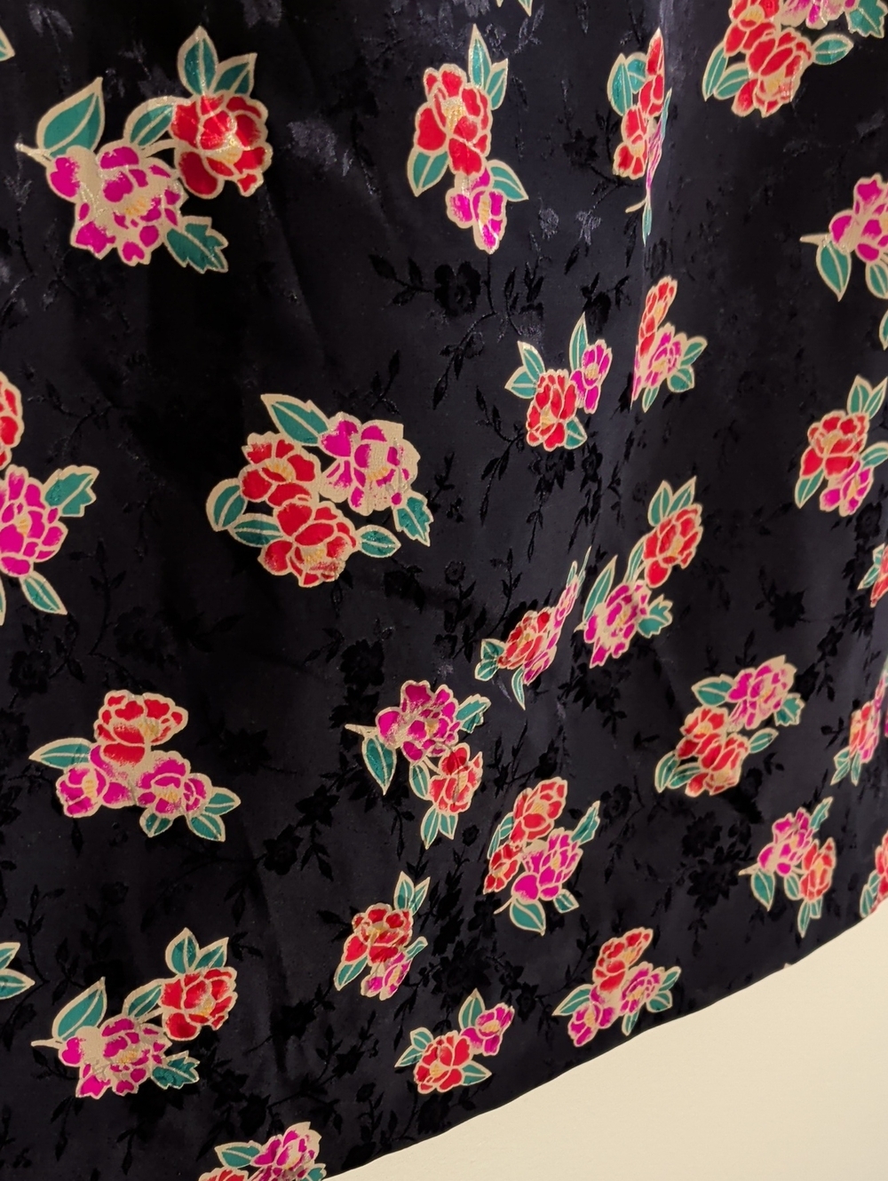 VINTAGE SILK floral pencil skirt - size 12 - Picture 3 of 7